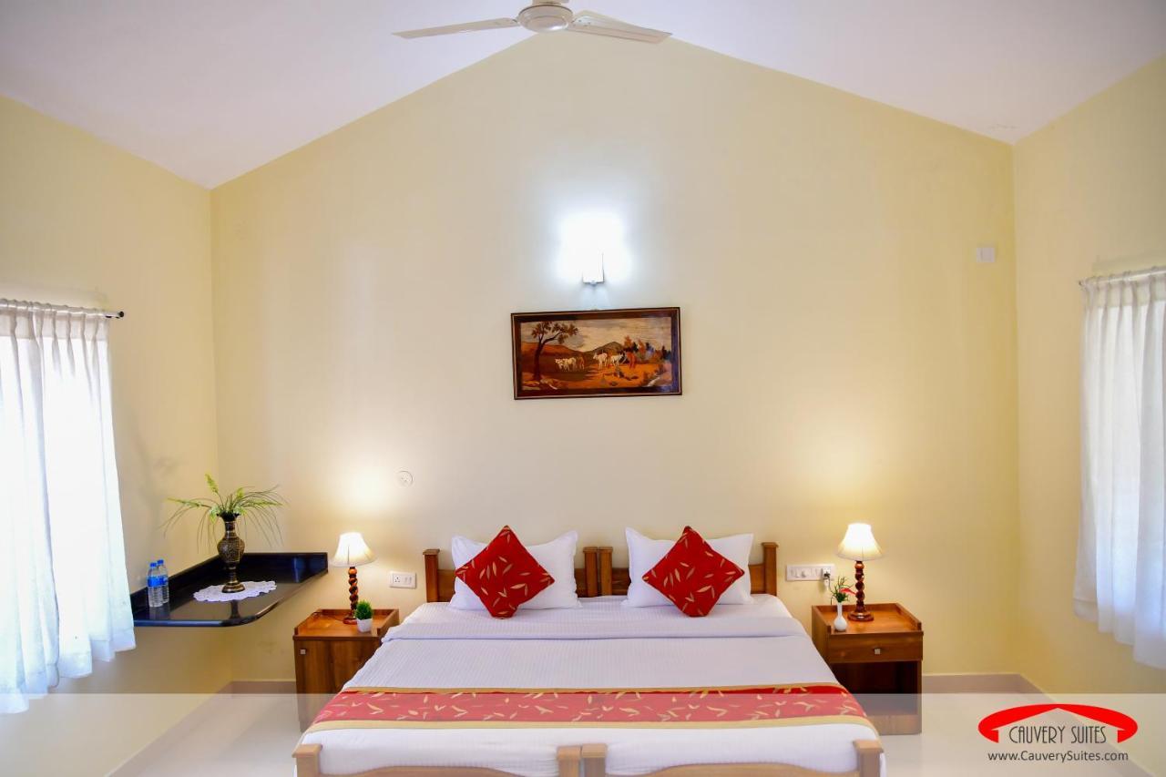 Cauvery Suites Madikeri Kültér fotó