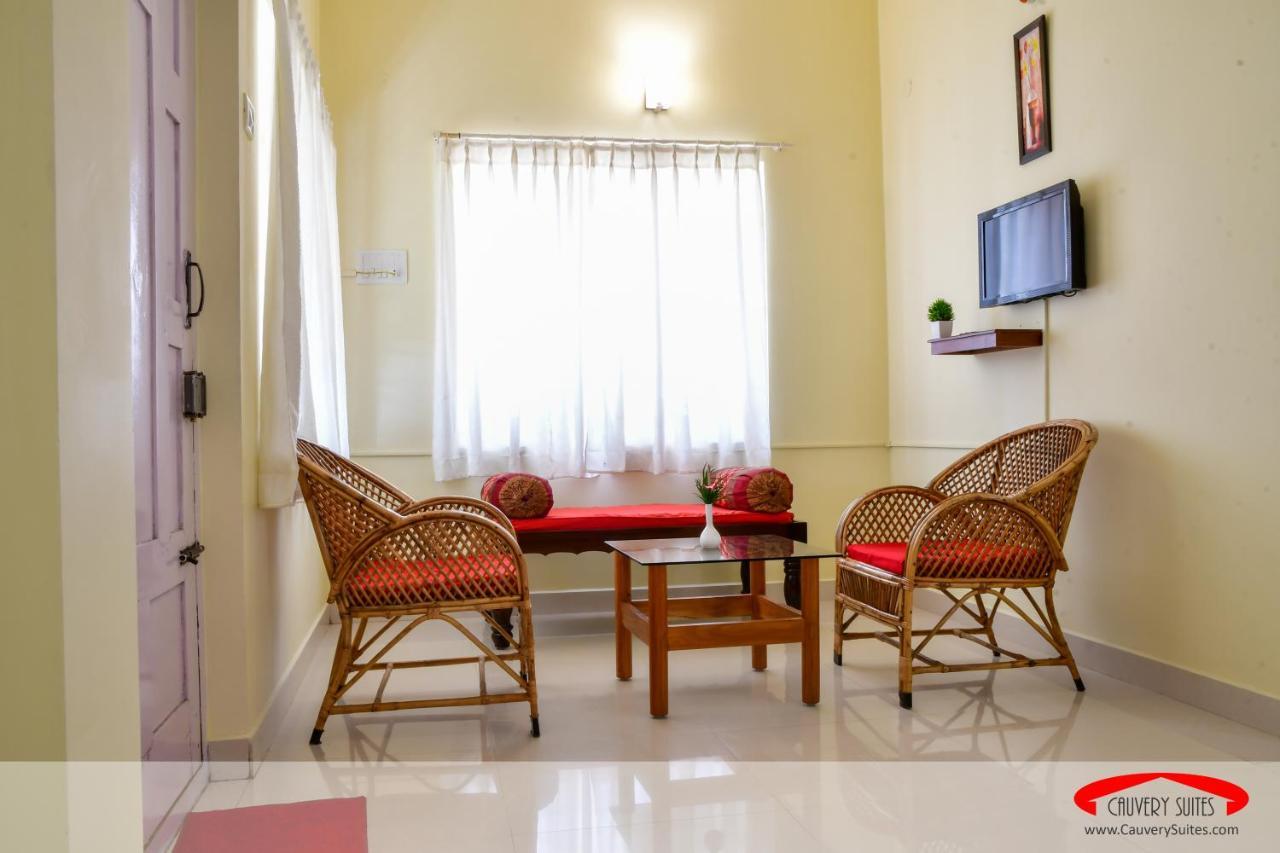 Cauvery Suites Madikeri Kültér fotó